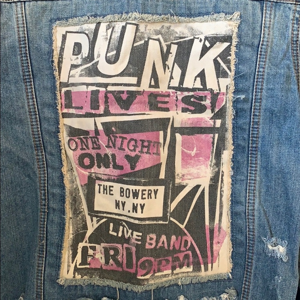Denim Jacket ๐ - Picture 3 of 4